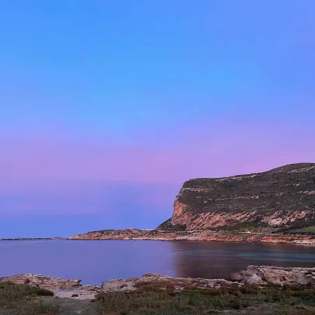 - Casetta Favonia Fronte Mare Favignana