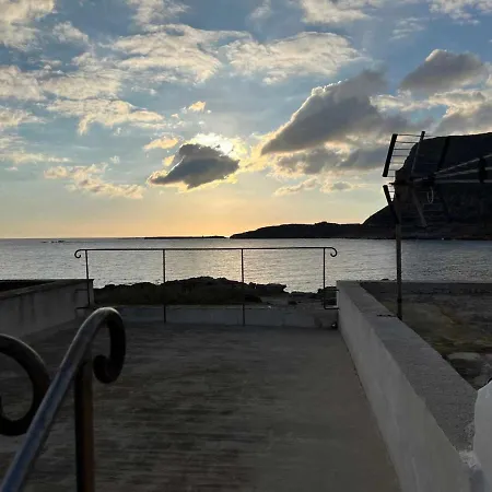 - Casetta Favonia Fronte Mare * Favignana